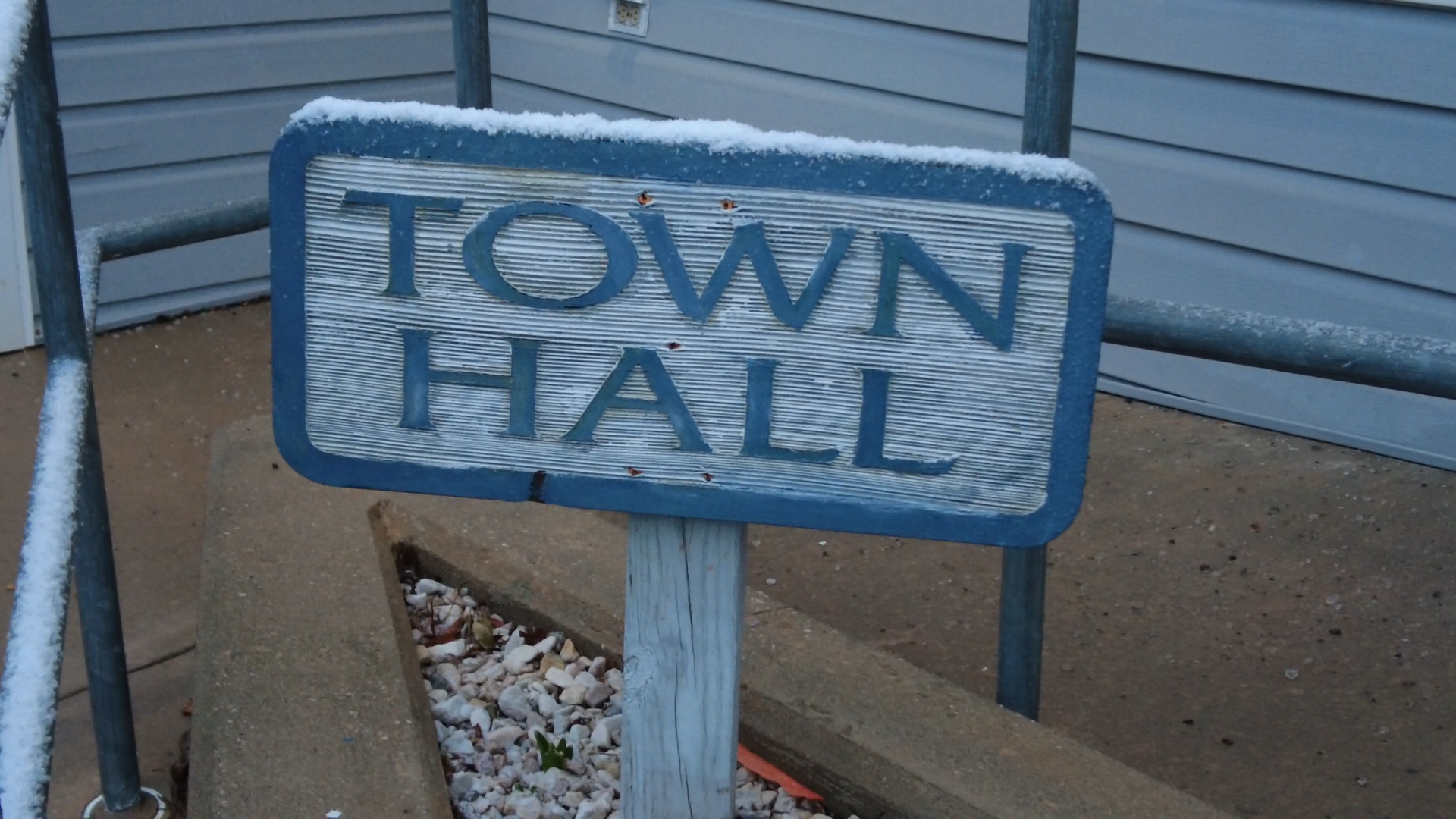 Dewey Beach tables decision on US Wind benefit program as offshore wind debate continues